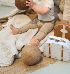 BamBam voetbal voor baby / vintage lederlook