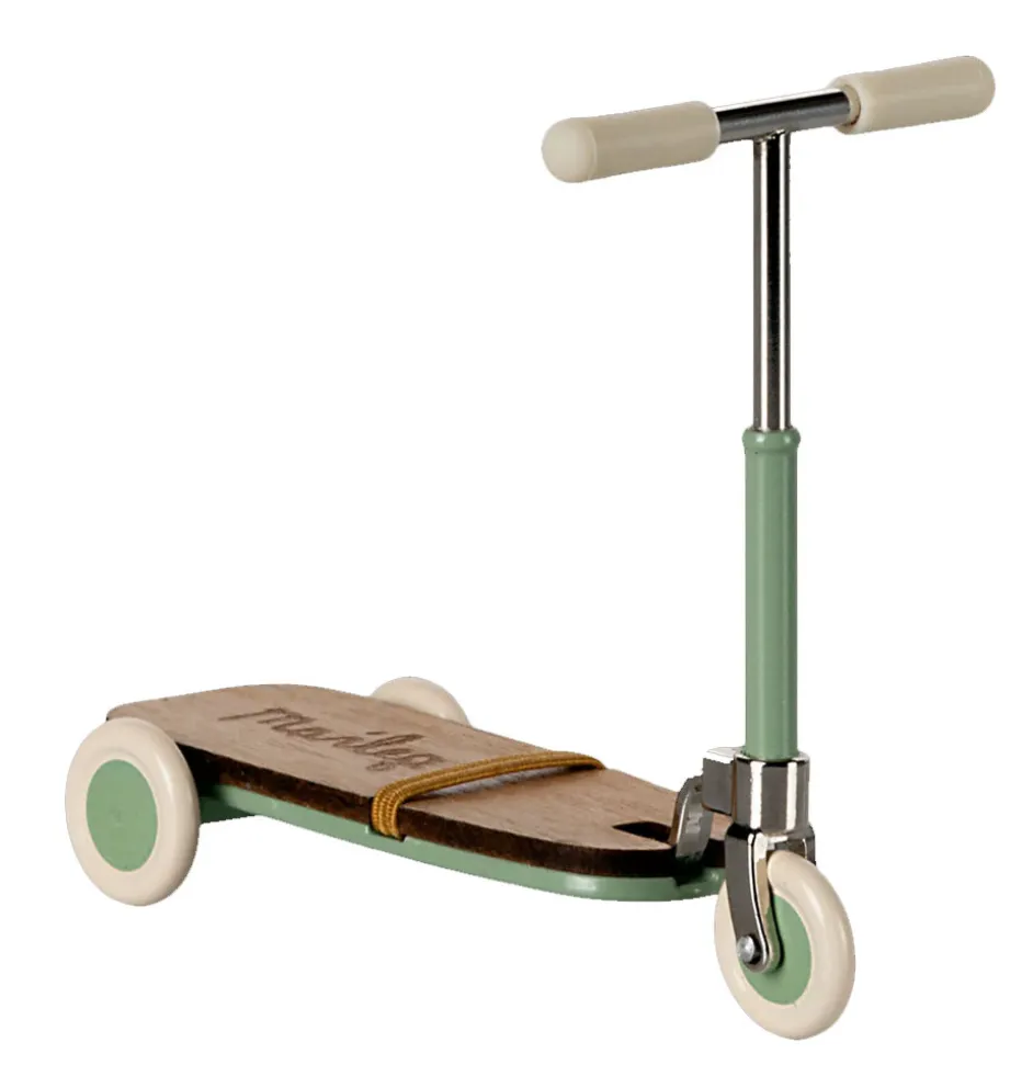 Maileg kickboard voor de muisjes / mintgroen